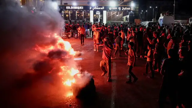 Video thumbnail for Protests break out across Syria over fuel price increases