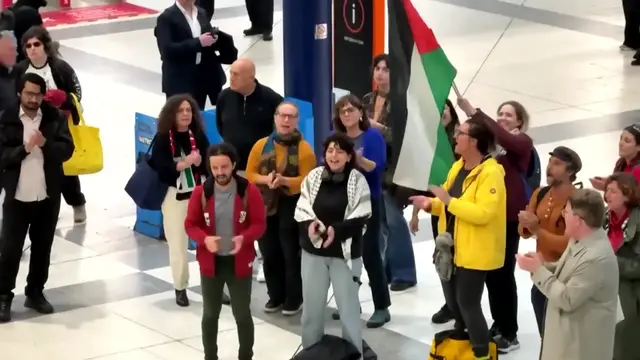 'Video thumbnail for Watch as protesters chant 'free Palestine' in London station just hours after terror attack'