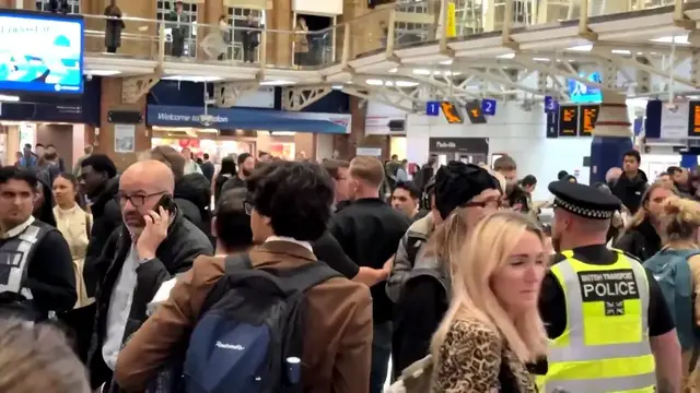 Video thumbnail for Watch as protesters chant 'free Palestine' in London station just hours after terror attack