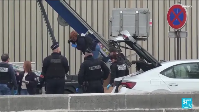 'Video thumbnail for Museums around the world are on high alert following Louvre heist'