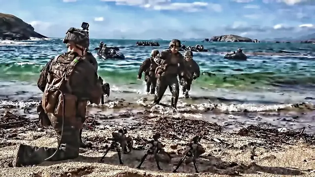'Video thumbnail for Battalion Landing Team Boat Raid • Launch & Recovery'