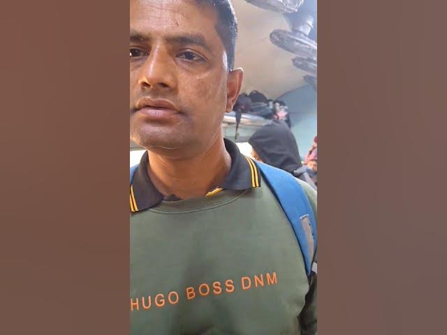 Video thumbnail for train me ladkiyo ko touch or harrased krte hue pakra gya. #goindia #voiceofthepeople
