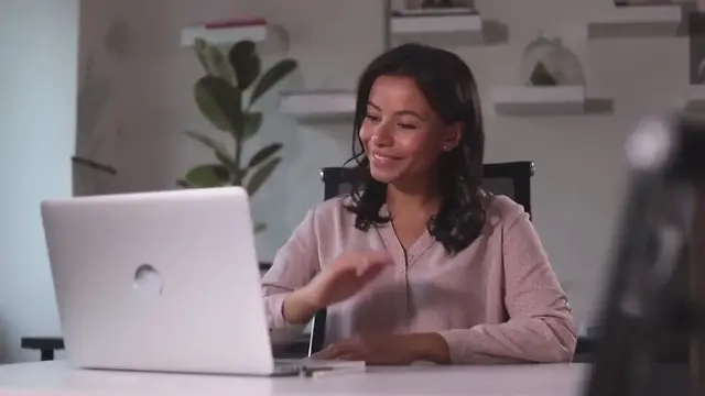 Video thumbnail for Things to Consider Before Buying a Laptop