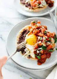 Video thumbnail for Huevos Rancheros Recipe