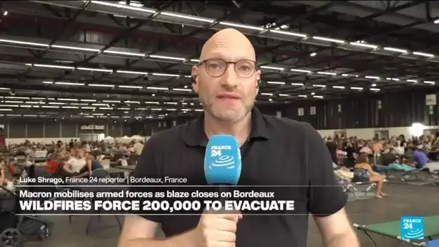 Video thumbnail for Wildfires force 200,000 people to evacuate in the southwest of France