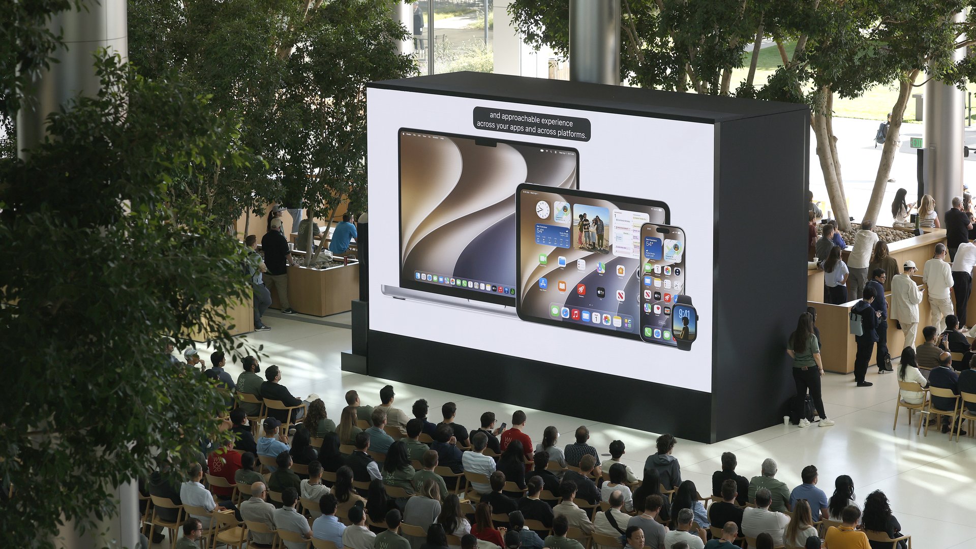 Video thumbnail for Apple says Siri is getting smarter. It needs to convince investors, too