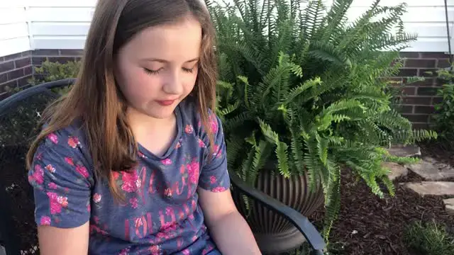 Video thumbnail for Girl With ADHD Surprised With Puppy After Presenting Benefits Of Dogs To Parents | Happily TV