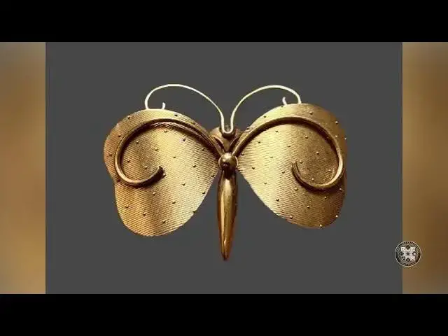 Video thumbnail for The King of Fakes: How Kenneth Jay Lane Jeweled Jackie O, Diana & Hollywood