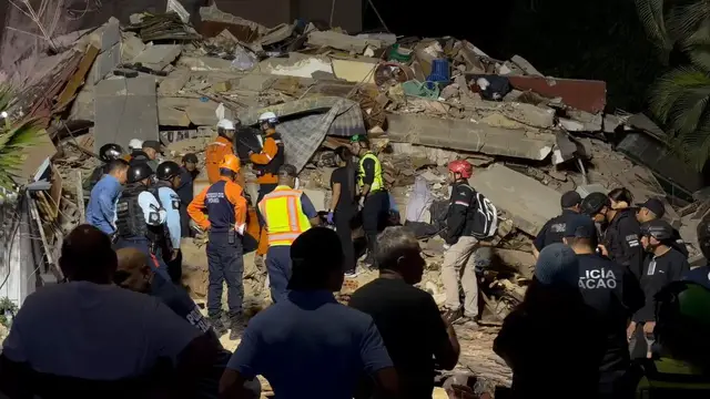 Video thumbnail for Venezuela: Twin earthquakes of magnitude 7.5 and 7.2 hit Venezuela.