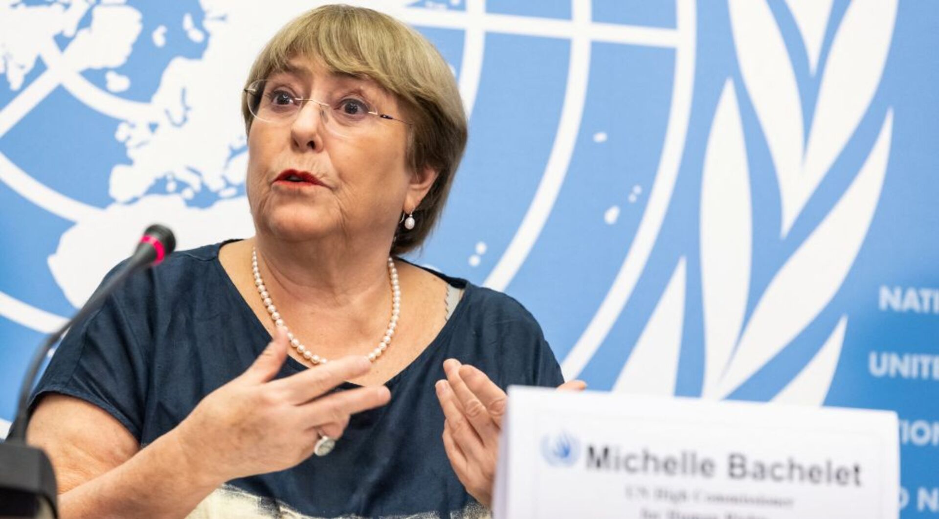 Video thumbnail for Chile nominates Bachelet as first candidate for UN secretary-general