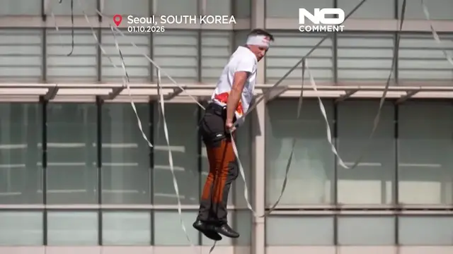 Video thumbnail for Estonian slackliner takes on 120-metre-high line above Seoul