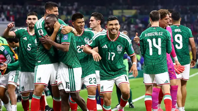 Video thumbnail for Uniting People Through Soccer: The Heart of Mexican Fans