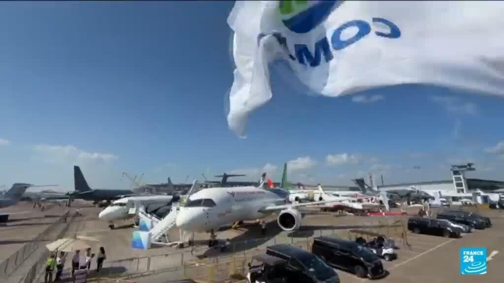 Video thumbnail for Singapore air show kicks off amid supply chain strains, regional demand surge