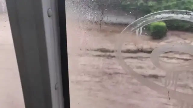 Video thumbnail for Chile: Flooded Roads In Santiago.