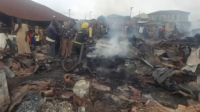 Video thumbnail for Nigeria: Fire destroys shops at popular market in southwestern Nigeria.