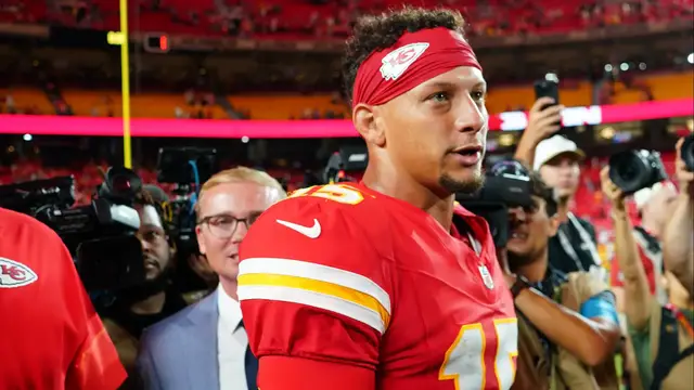 Video thumbnail for Chiefs Dominate Broncos, Led by Mahomes & Kenneth Walker