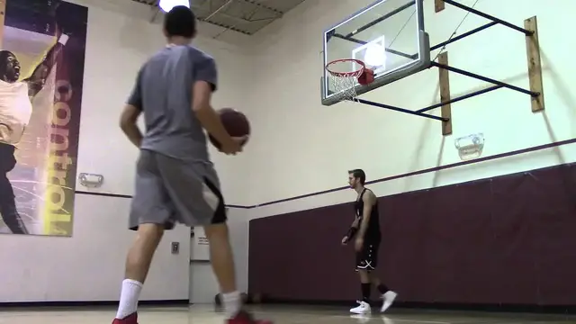 'Video thumbnail for Second Dunk Session of the Week with Jordan Kilganon'