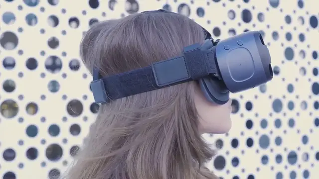 Video thumbnail for Perfect Fit for Oculus Quest 2