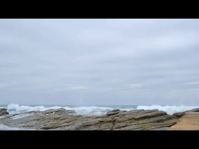 Video thumbnail for Crashing waves