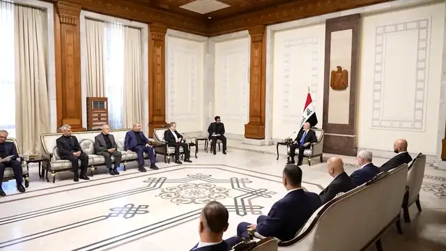 Video thumbnail for Iraq: Iraqi President Amidi meets Iranian Foreign Minister Araghchi in Baghdad.