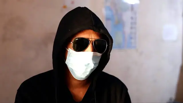 Video thumbnail for Activists in Myanmar stage 'silent strike' against against Military-Run Elections