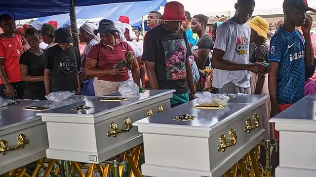 Video thumbnail for Zimbabwe: Lake Kariba ferry disaster death toll rises to 94