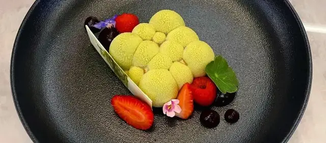 Video thumbnail for Matcha Green Tea Tiramisu