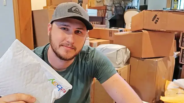 Video thumbnail for Massive Gadgets Unboxing