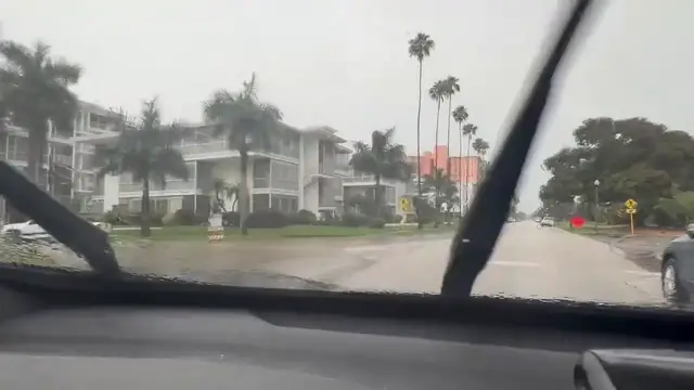 Video thumbnail for US: Rain Soaks St. Petersburg as Hurricane Isaias Heads for Gulf Coast.