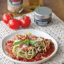 Video thumbnail for Classic Marinara Pasta Sauce Recipe
