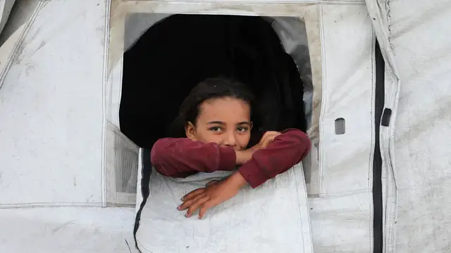 'Video thumbnail for Thousands of Gaza City residents refuse to flee despite Israel’s forced evacuation threats'