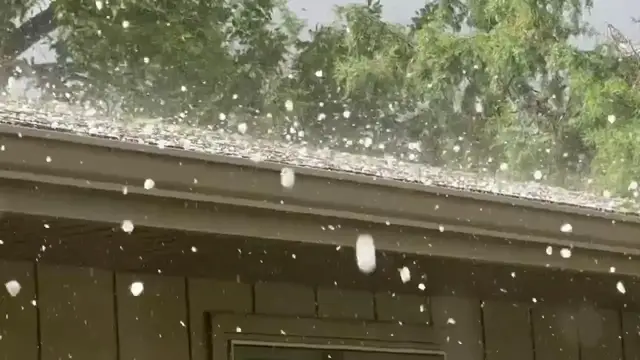 Video thumbnail for US: Large Hail Strikes El Paso County as Severe Storms Hit Colorado’s Front Range 2.