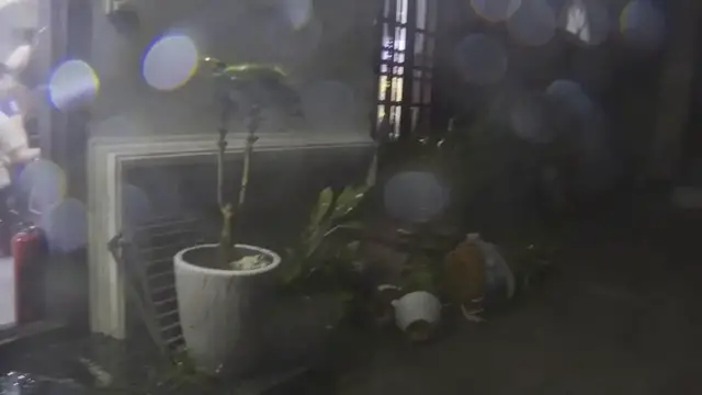 Video thumbnail for Vietnam: Typhoon Maysak makes 2nd landfall, causes severe damage in northern Vietnam.