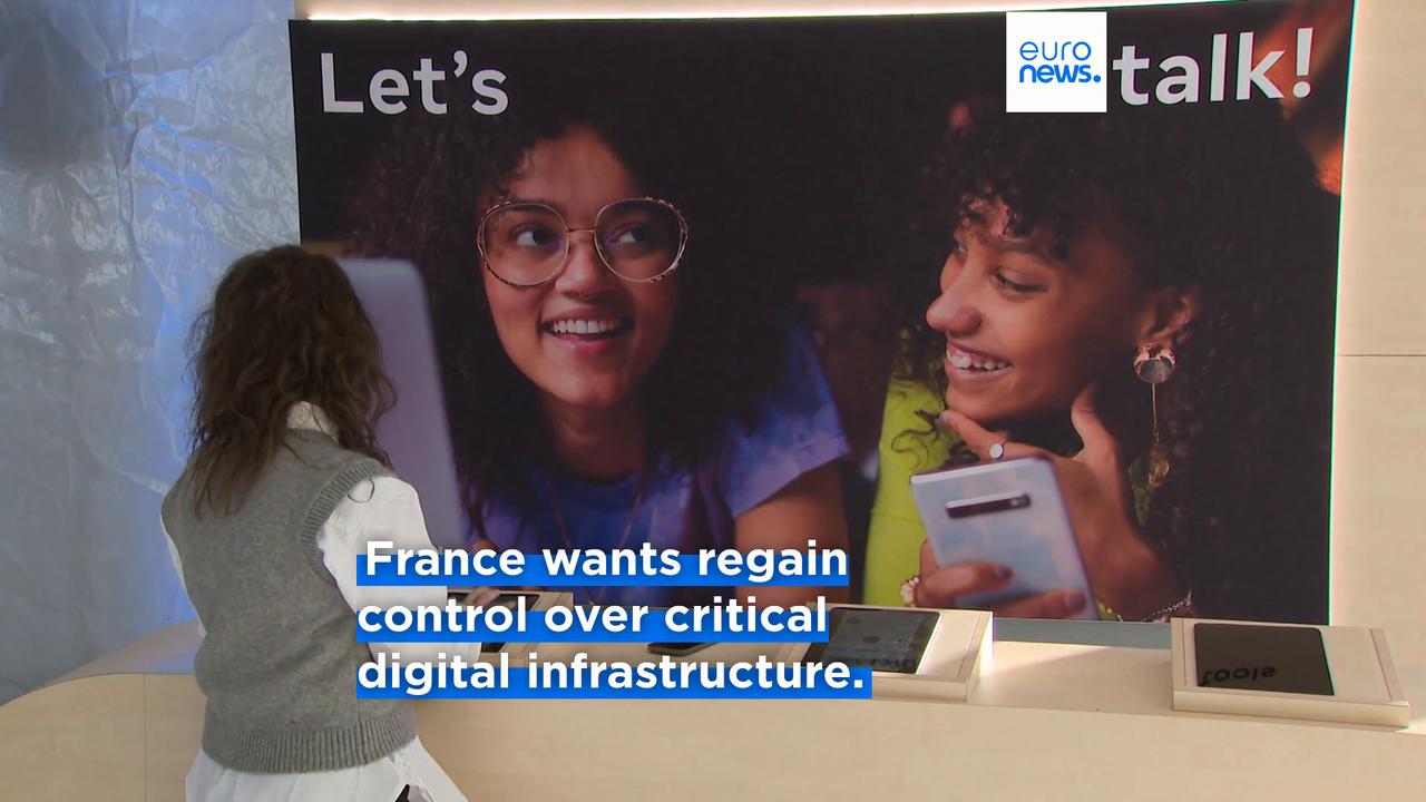 Video thumbnail for France to ditch US platforms Microsoft Teams, Zoom for ‘sovereign platform’ amid security concerns