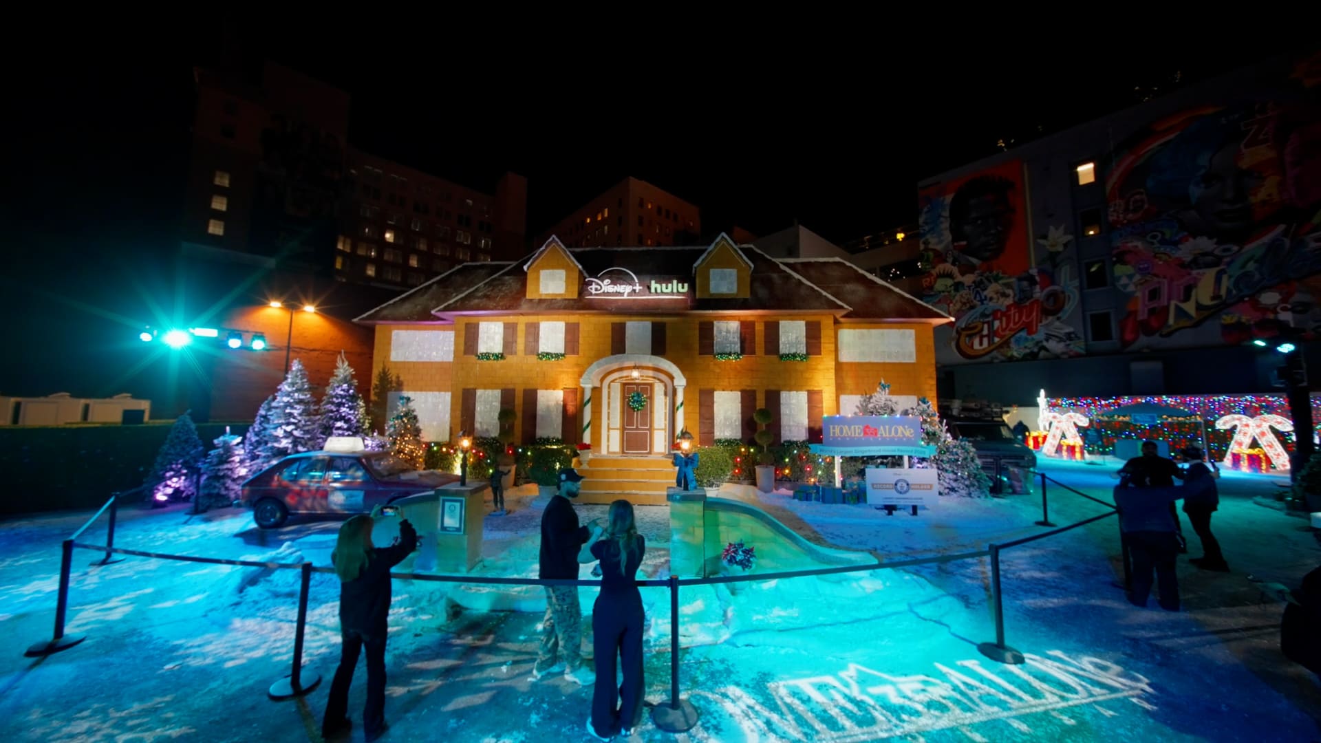 Video thumbnail for Largest Gingerbread House: McCallister Family House from Home Alone