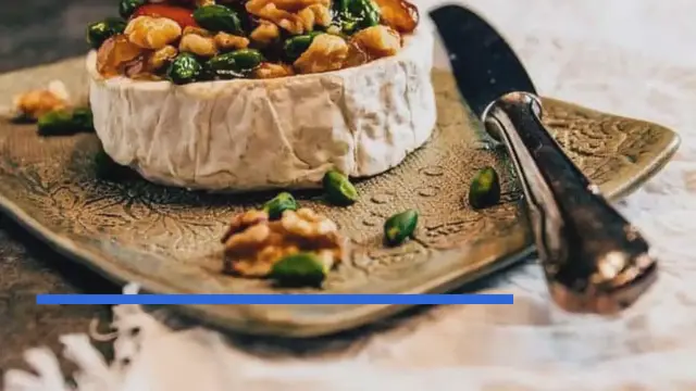Video thumbnail for Gebackener Camembert de Normandie