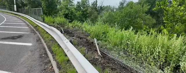 Video thumbnail for Good Samaritan fatally plummets West Nyack embankment during attempt to help crashed driver