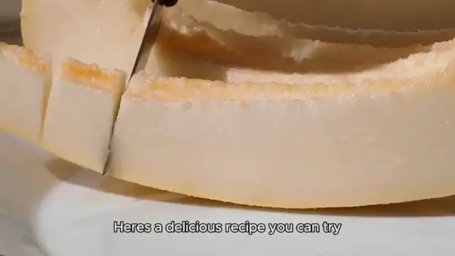 Video thumbnail for Banana pudding cheesecake squares