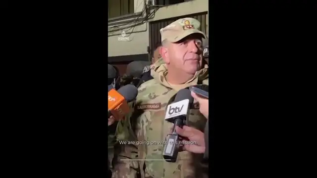 Video thumbnail for Bolivian army attempts to clear roads after 11 days of protests
