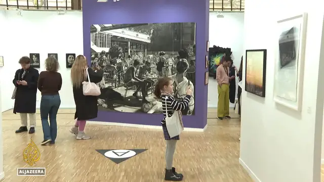 'Video thumbnail for France art: Economic uncertainty causes slump in sales'