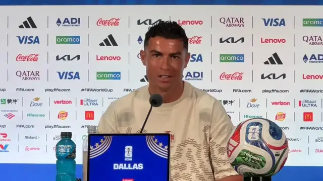 Video thumbnail for US: Ronaldo holds press conference before World Cup last-16 match against Spain.