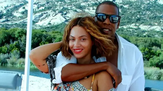Video thumbnail for Beyonce And Jay-Z Live An Insanely Lavish Life