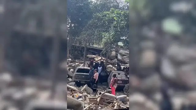 Video thumbnail for Venezuela: Rescuers pull survivors from collapsed buildings after Venezuela earthquakes.