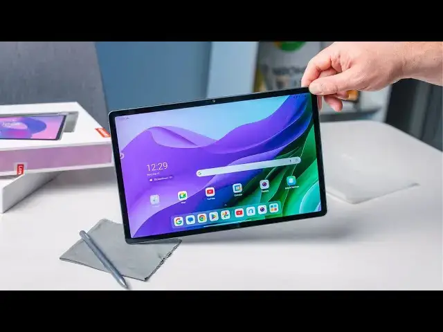 Video thumbnail for Lenovo Idea Tab Pro Unboxing: Big Tablet, Small Price