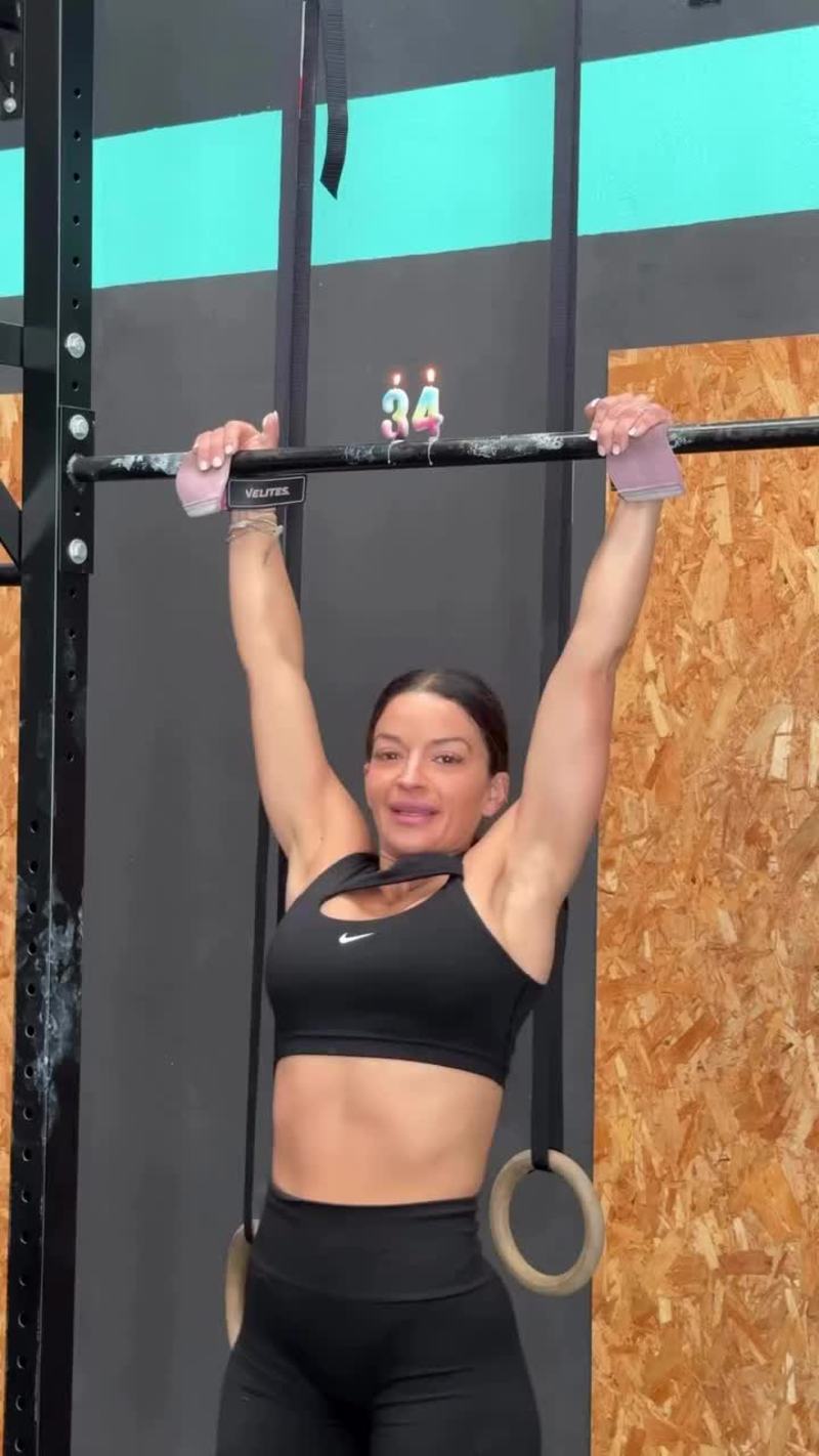 Video thumbnail for 34th Birthday Pull-Up and Toes to Bar Challenge