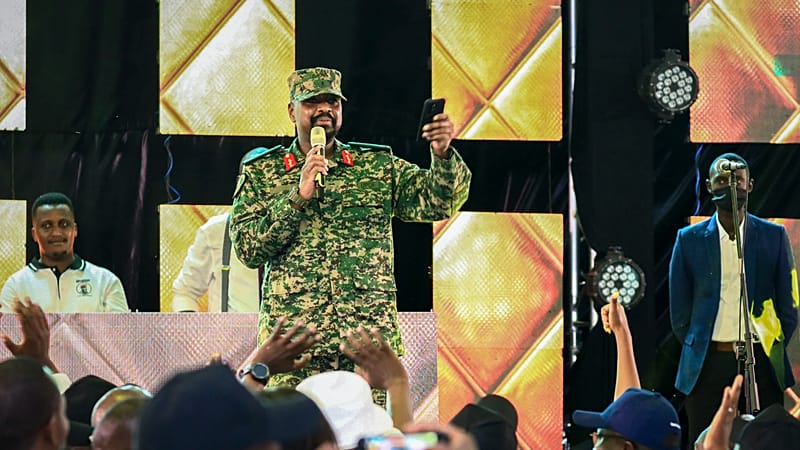 Video thumbnail for Uganda's army chief apologies to "great friends" the US after accusing embassy of helping opposition