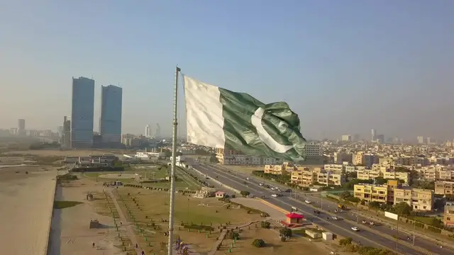 'Video thumbnail for Street Food in Pakistan - KARACHI'S #1 SUPER BURGER + BIRYANI!! Non-Stop STREET FOOD in Karachi!'