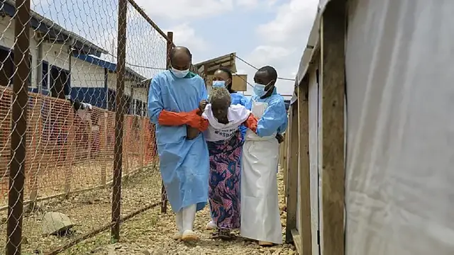 Video thumbnail for Africa Ebola outbreak passes 10,000 cases, mostly in DR Congo