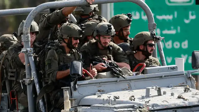 Video thumbnail for Israel accuses Hamas fighters of provoking the attacks: AJE correspondent