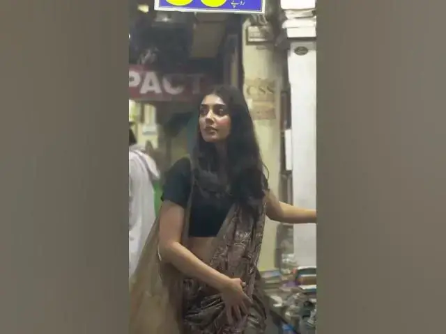 'Video thumbnail for *"دنیا میں چھ یا سات عجوبے نہیں ہیں، صرف ایک ہی ہے: اور وہ ہے محبت"*🖤~ جیکس پروورٹ'